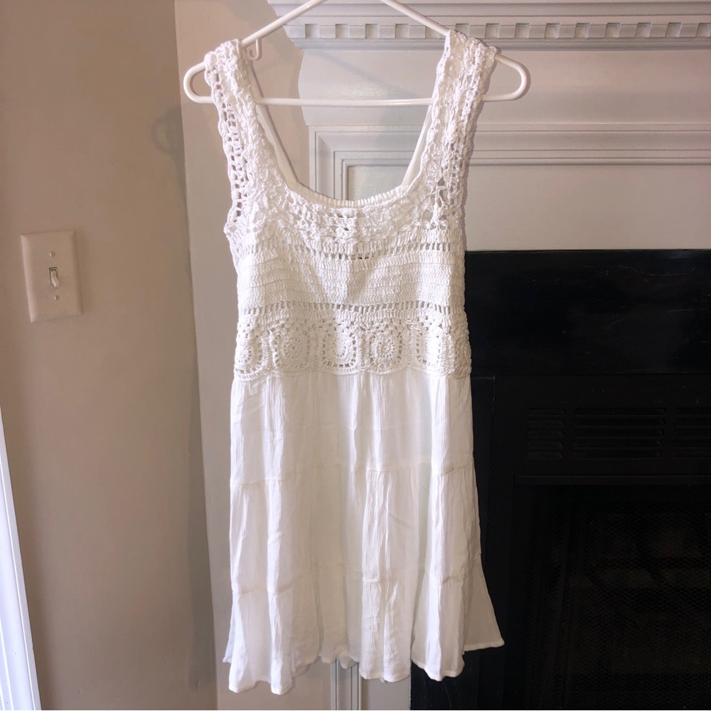 Cute lightweight white dress!
